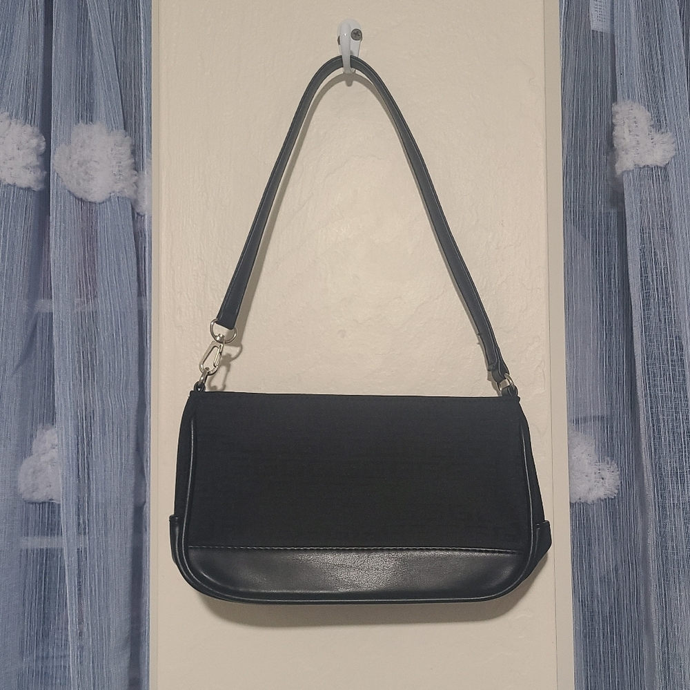 Black Baguette Shoulder Bag